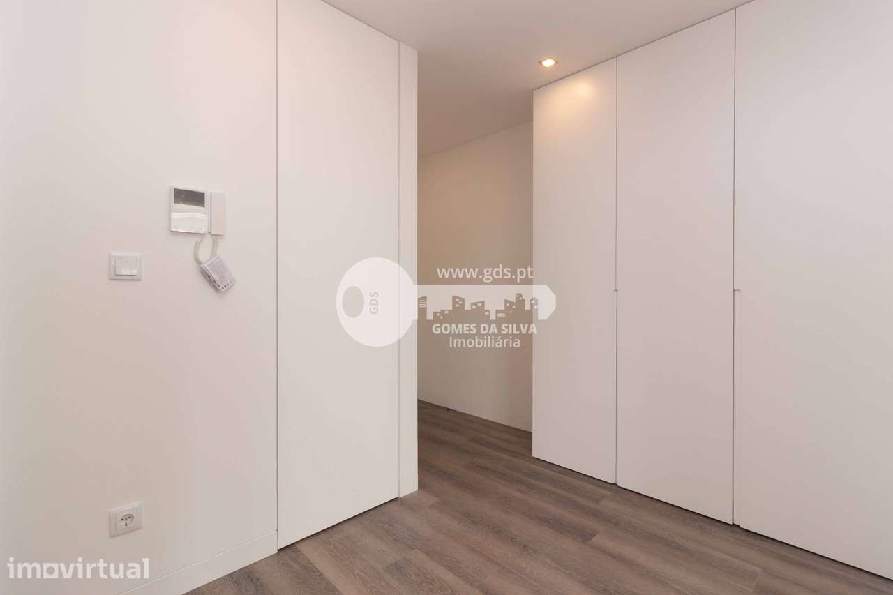 Apartamento T2 Moderno para Arrendamento - Grande imagem: 3/20