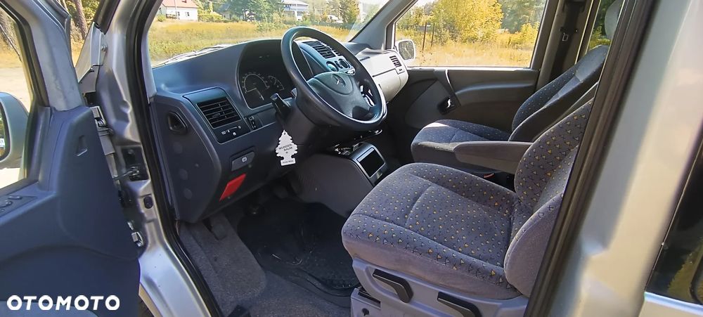 Mercedes-Benz Klasa V - 7