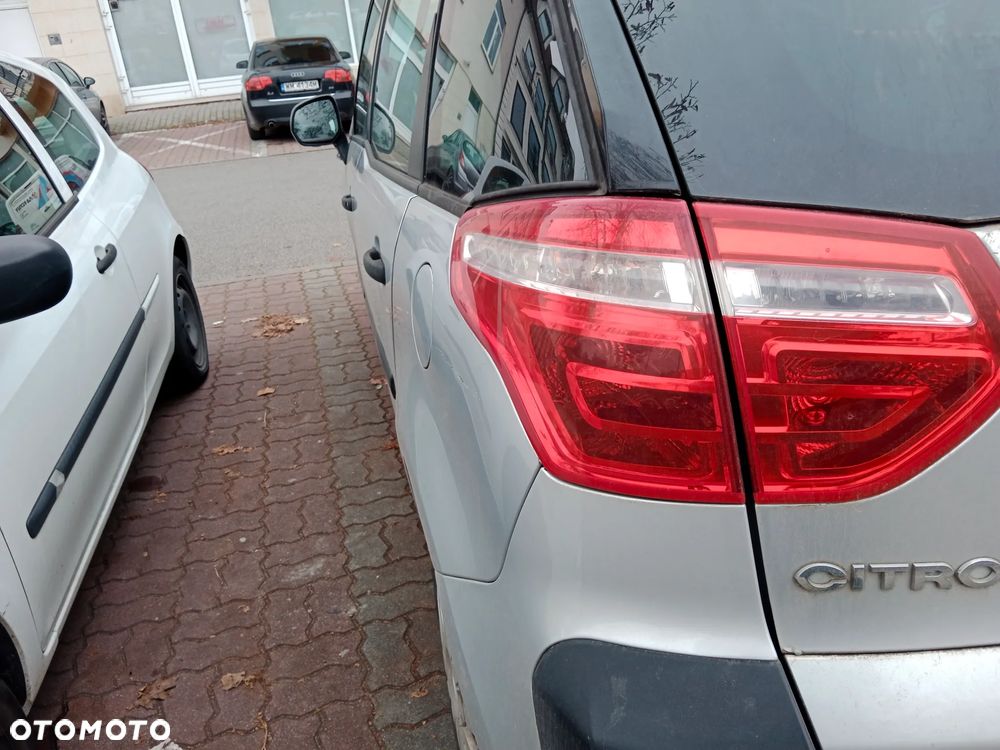 Citroën C4 Picasso - 23