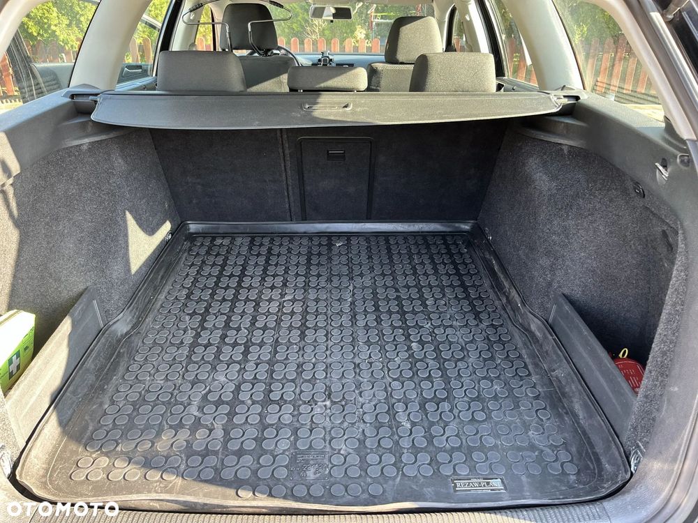 Volkswagen Passat 2.0 TDI DPF Comfortline - 21