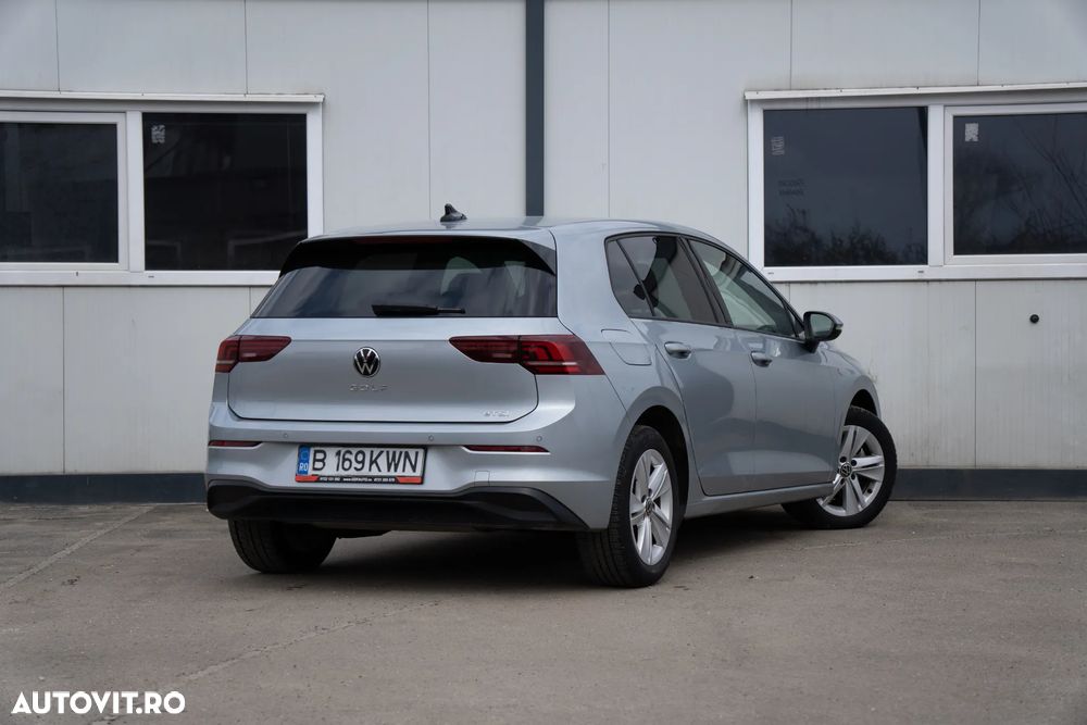 Volkswagen Golf 1.5 eTSI DSG MHEV Life - 5