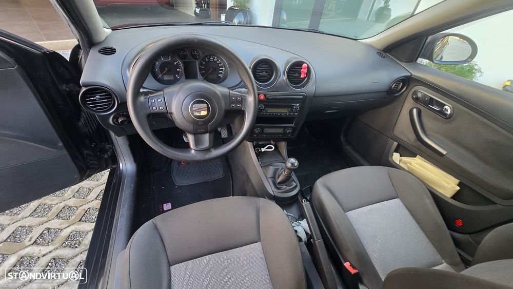 SEAT Ibiza - 5