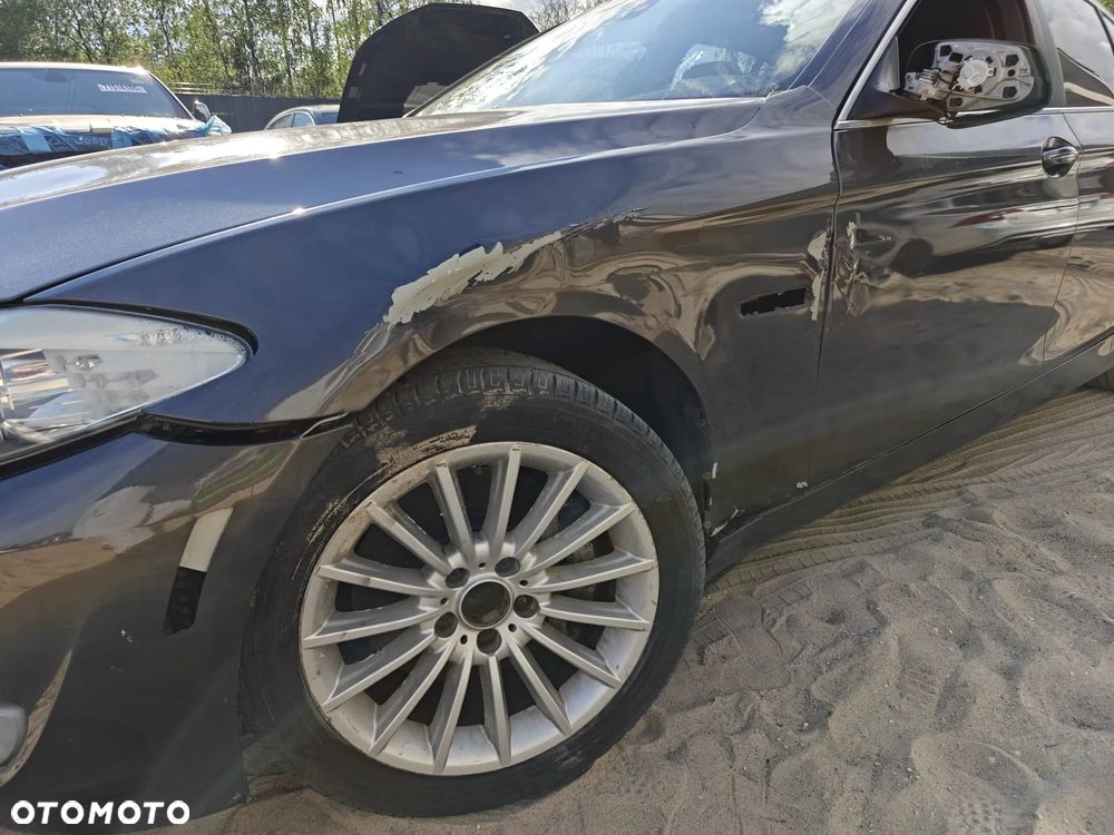 BMW Seria 5 535i Luxury Line - 16