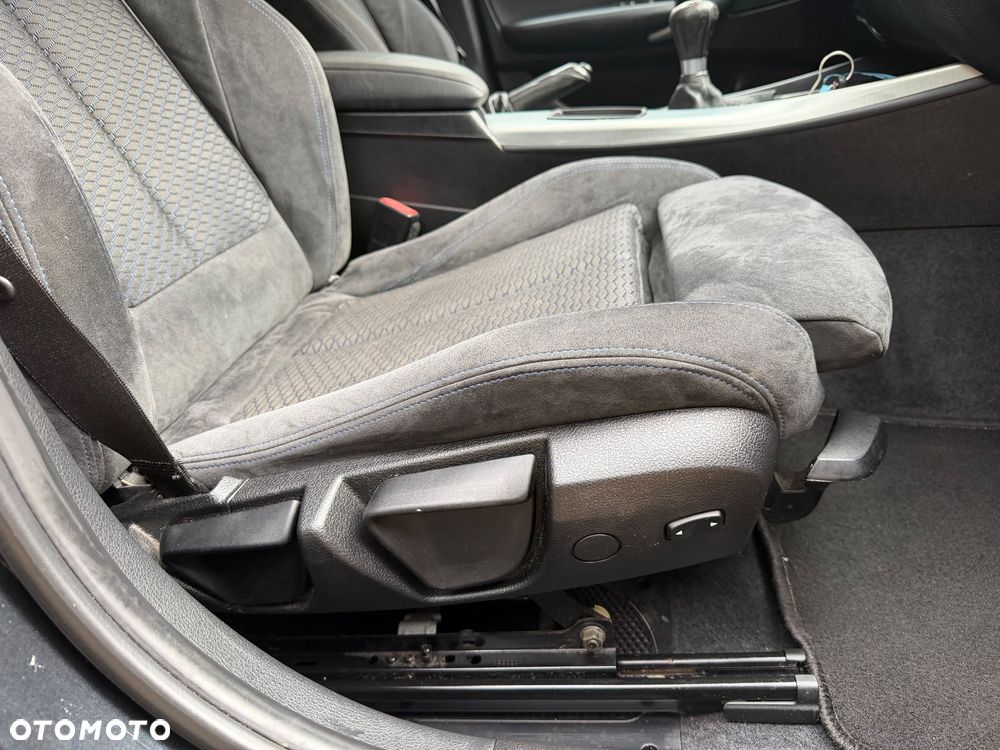 BMW Seria 1 116i Sport Line - 19