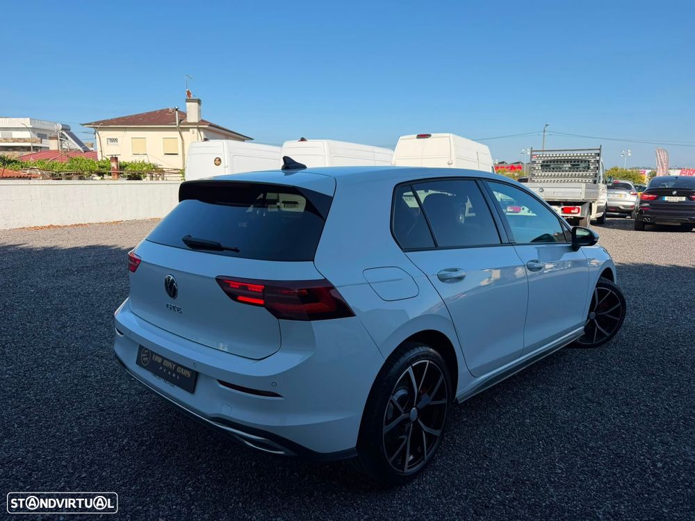 VW Golf - 4
