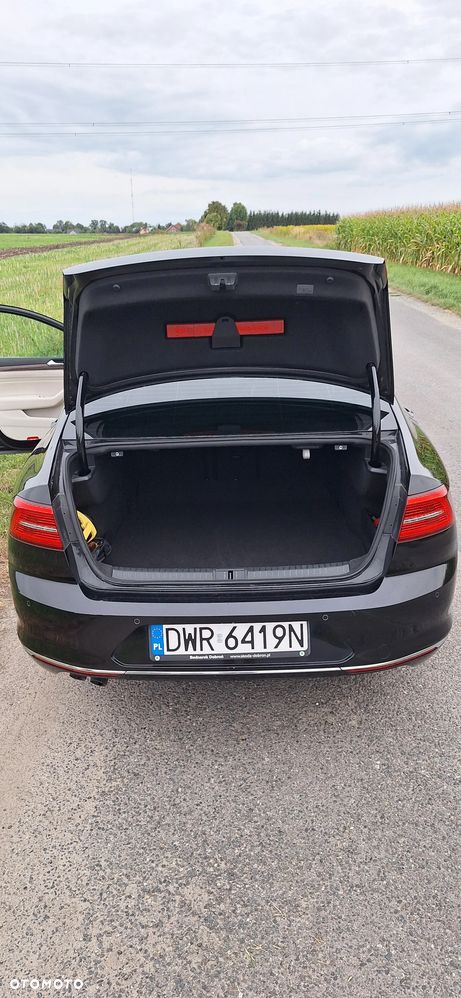 Volkswagen Passat 2.0 TDI BMT Highline - 15