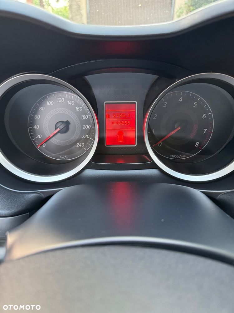 Mitsubishi Lancer - 7