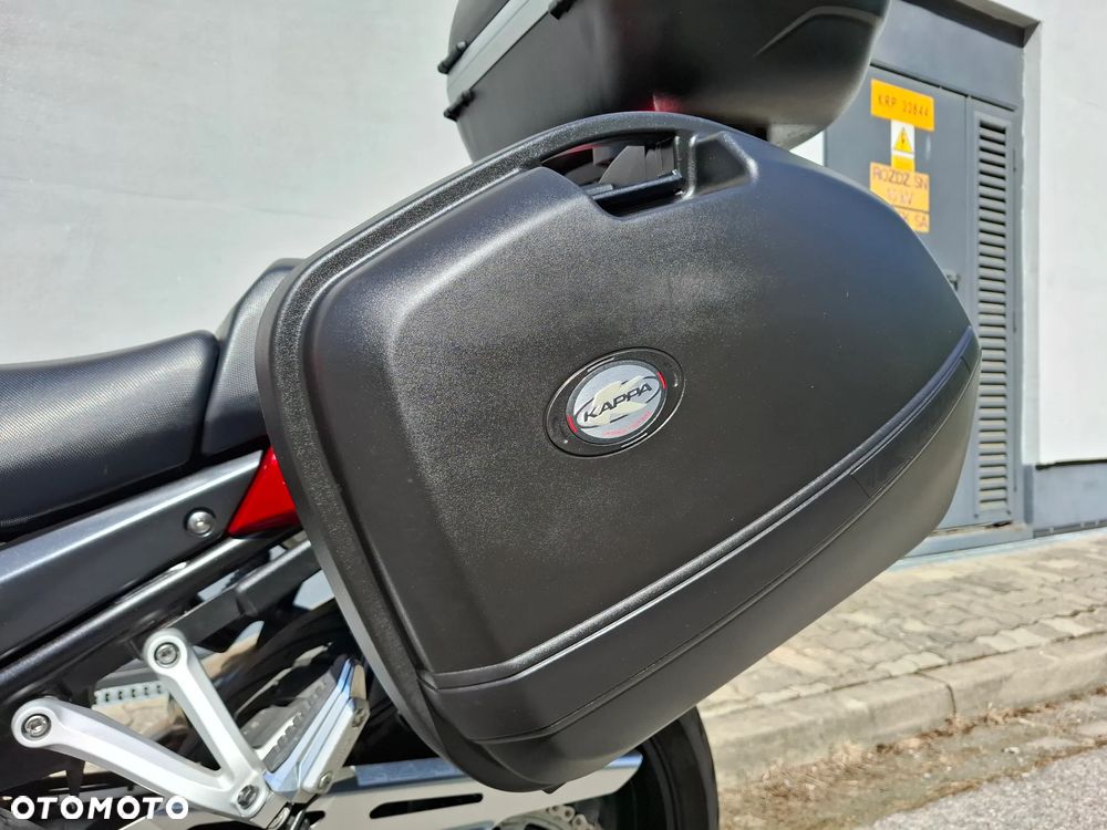 Suzuki GSX - 29