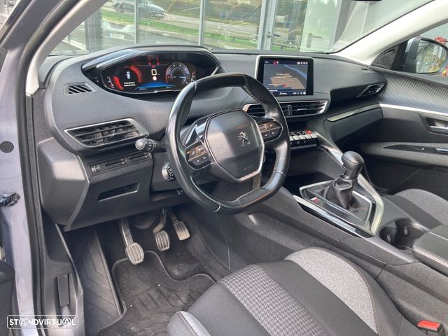 Peugeot 3008 1.5 BlueHDi Active - 11
