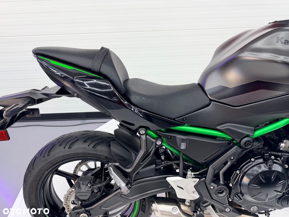 Kawasaki Z 650 - 25