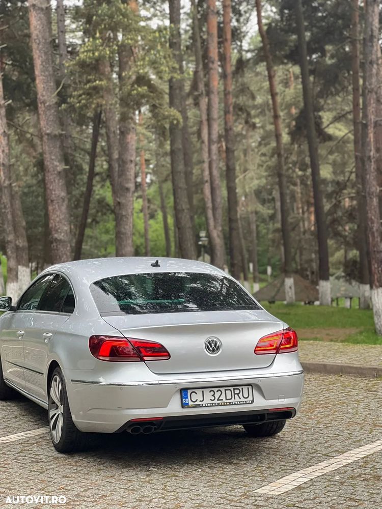 Volkswagen Passat CC - 12