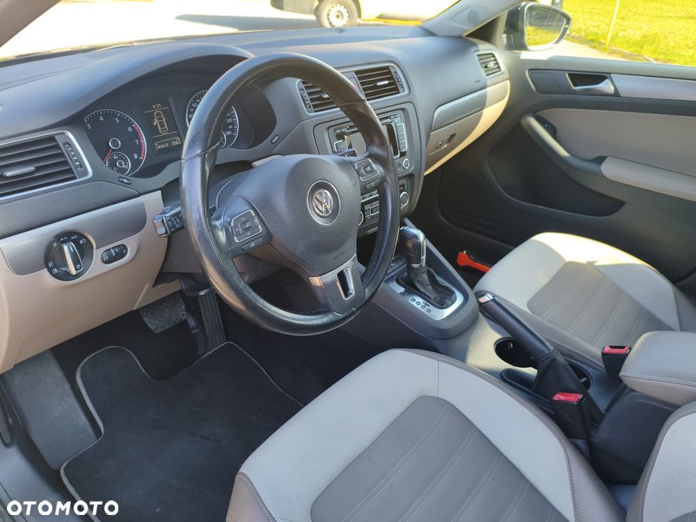 Volkswagen Jetta 1.4 TSI DSG Comfortline - 10