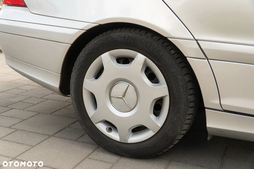 Mercedes-Benz Klasa C 200 Kompressor Automatik Classic - 19