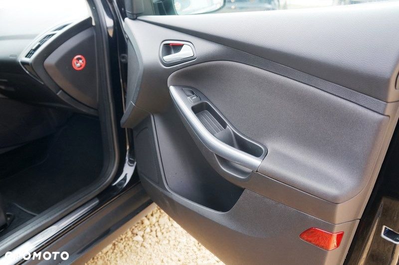 Ford Focus - 24
