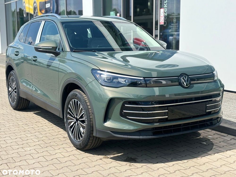 Volkswagen Tiguan - 9