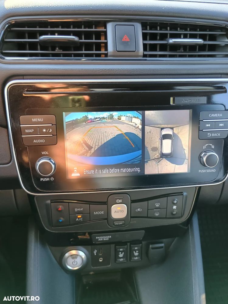 Nissan LEAF Tekna - 27
