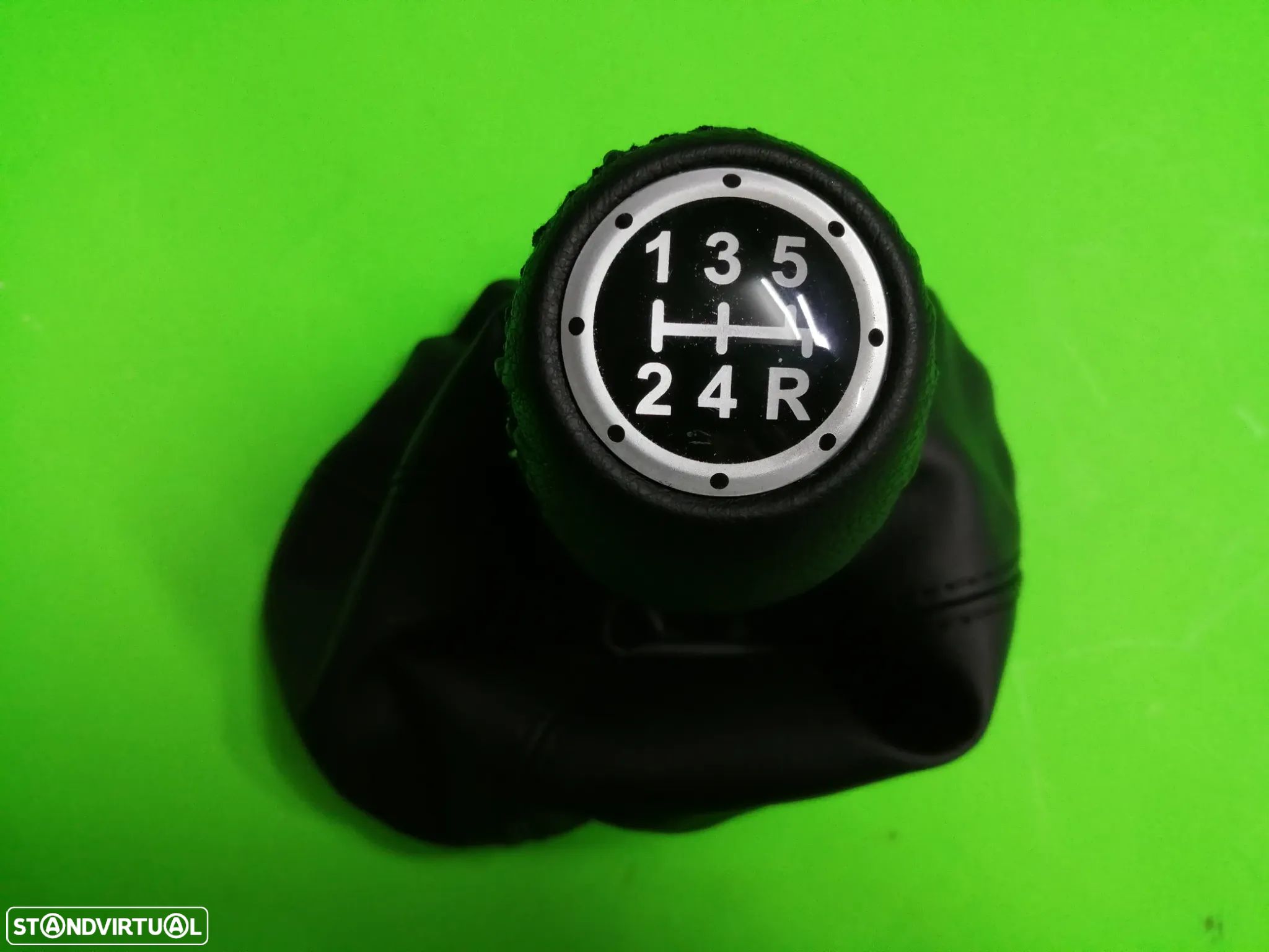 Moca / Punho / Manete das Mudanças - Fiat Punto - 1