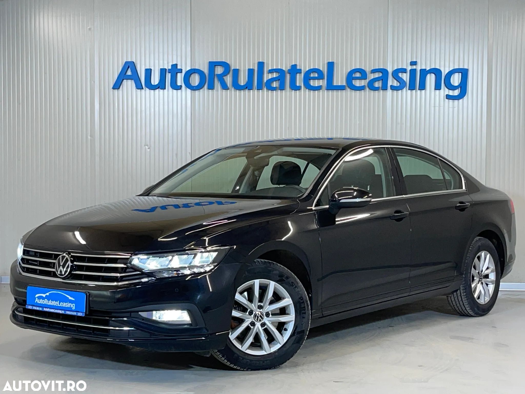 Volkswagen Passat 2.0 TDI DSG Comfortline - 1