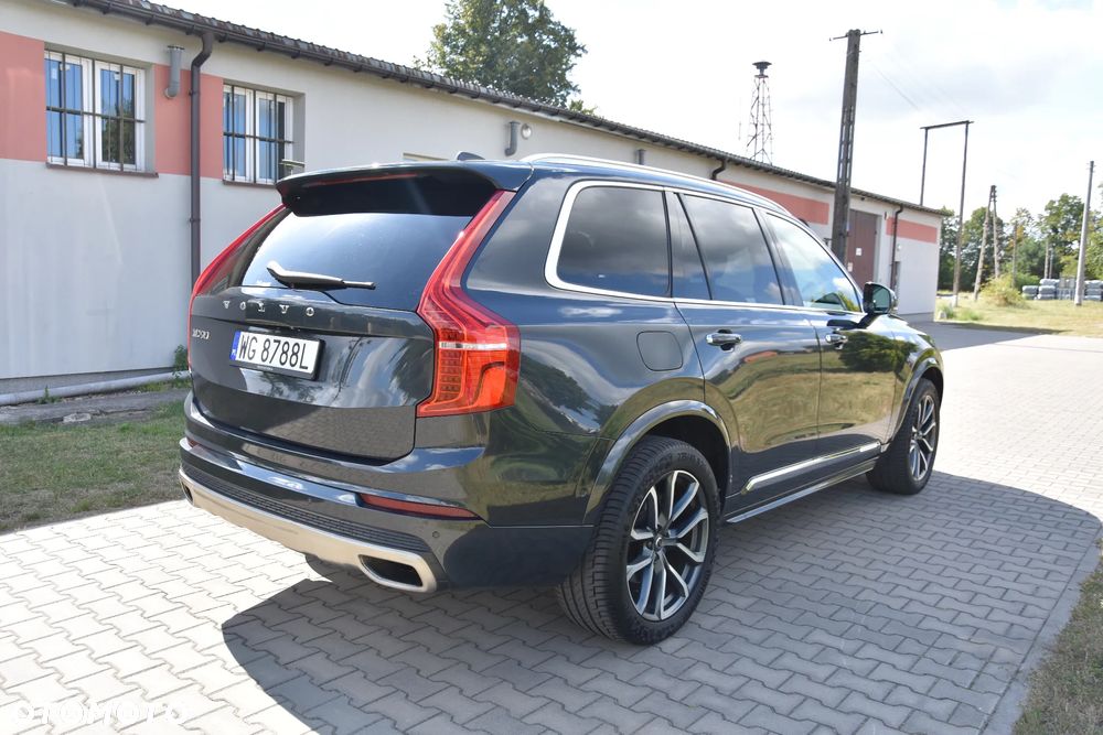 Volvo XC 90 - 4