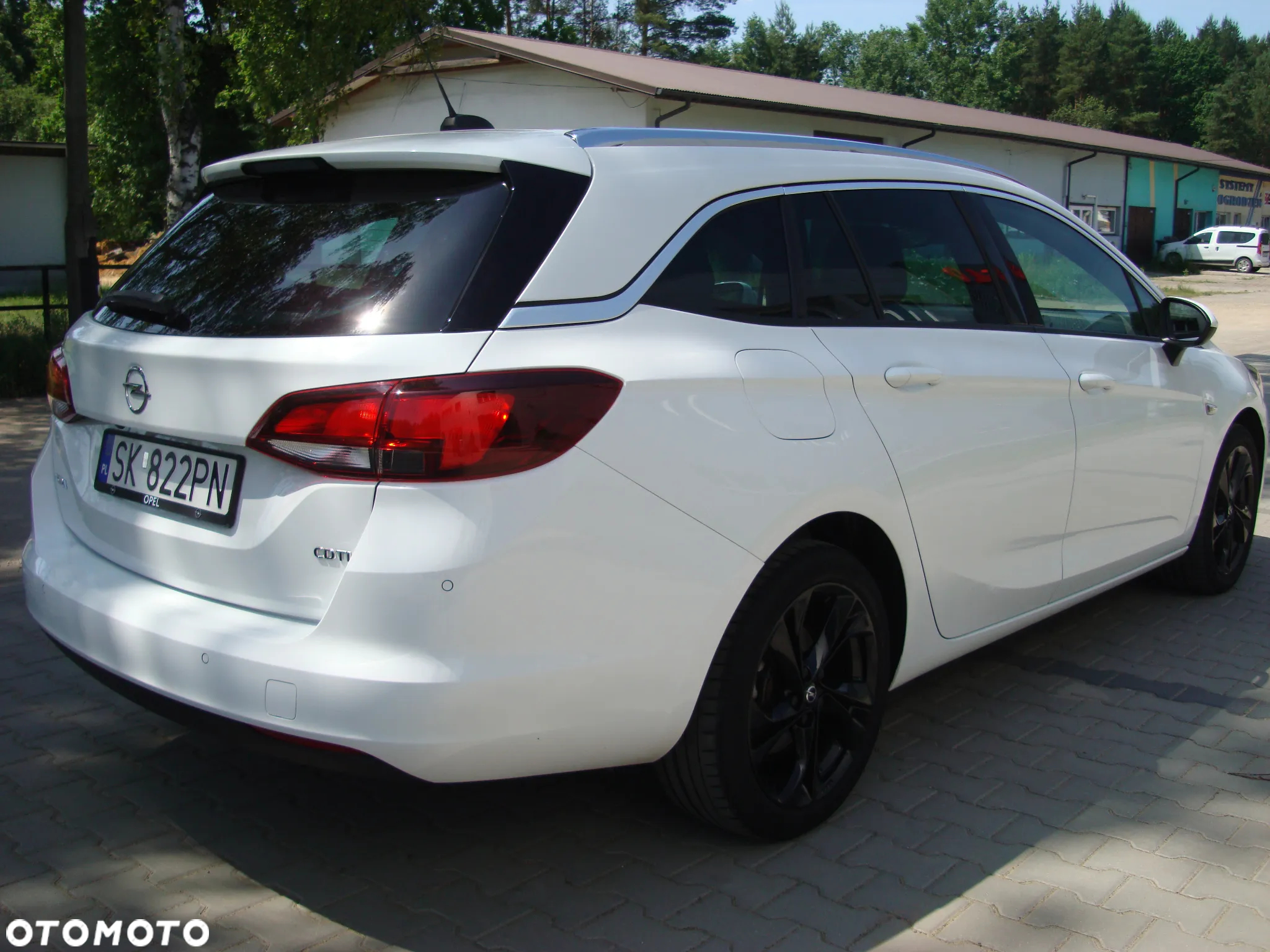 Opel Astra V 1.6 CDTI Dynamic S&S - 6