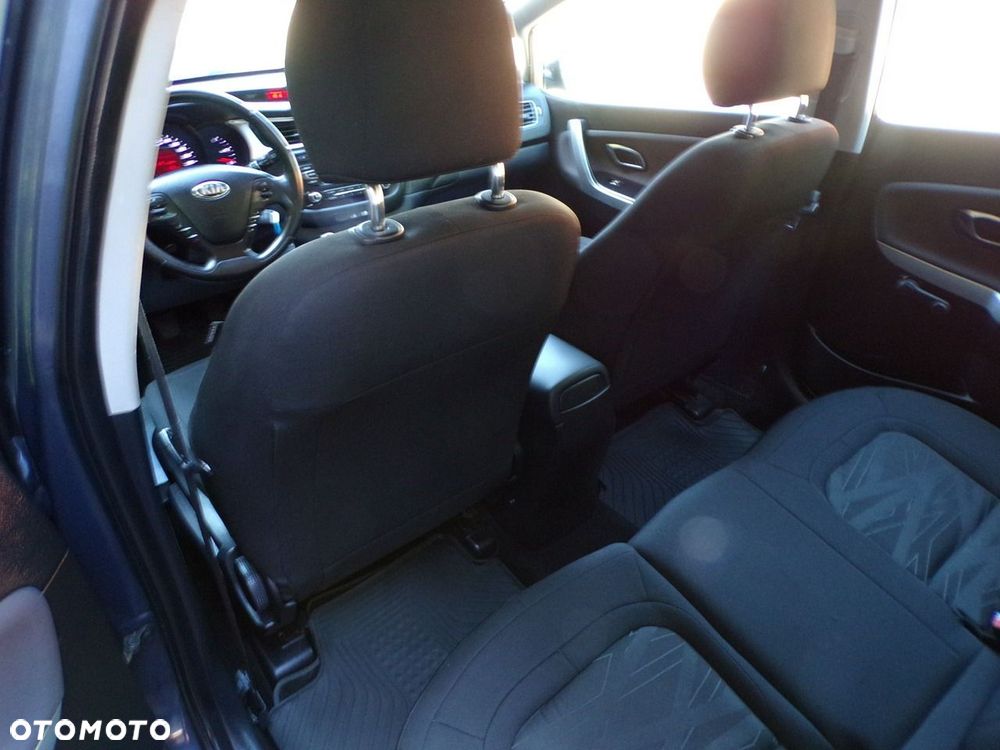 Kia Ceed - 23