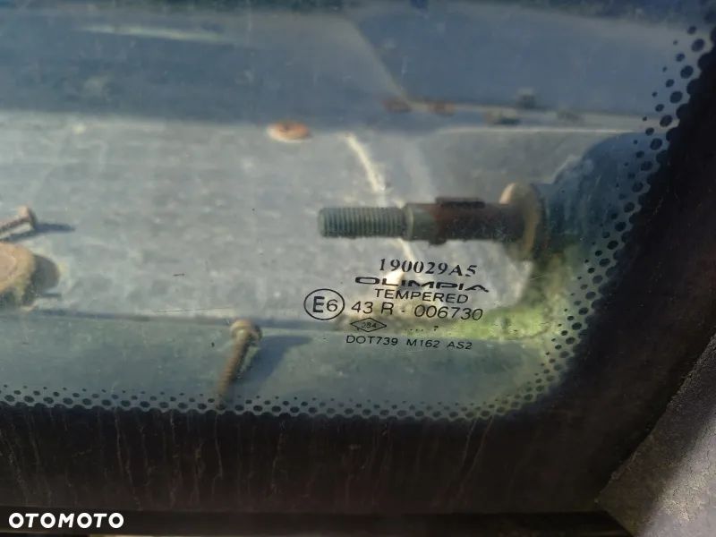 Szyby przednie dolne kabiny McCormick XTX200 - 2