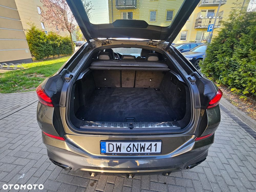 BMW X6 - 12