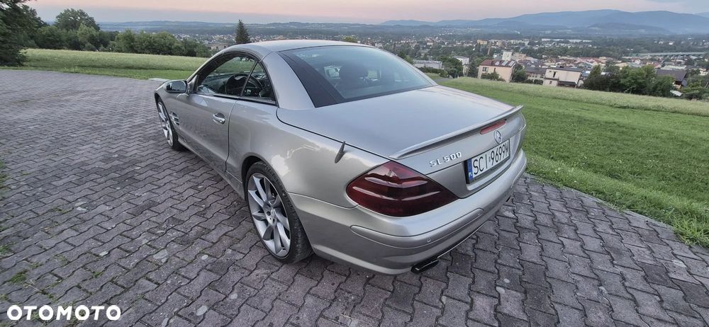Mercedes-Benz SL - 13
