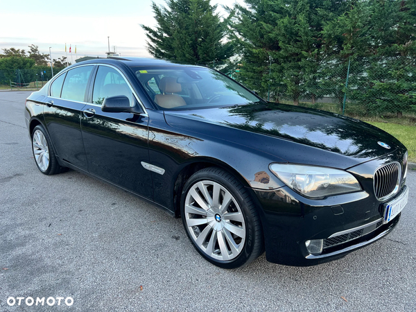 BMW Seria 7 740d xDrive