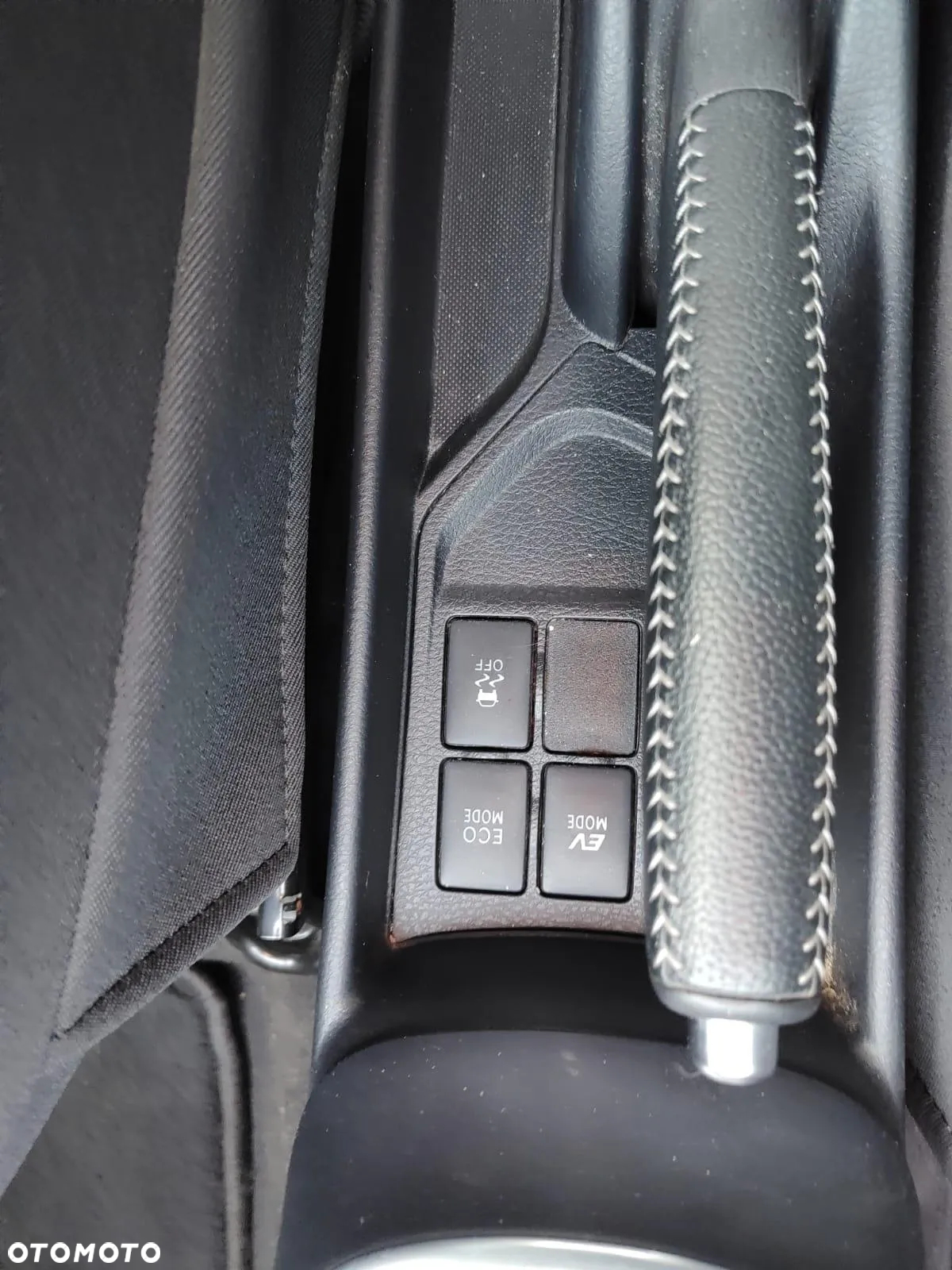 Toyota Yaris Hybrid 1.5 VVT-i Comfort - 13