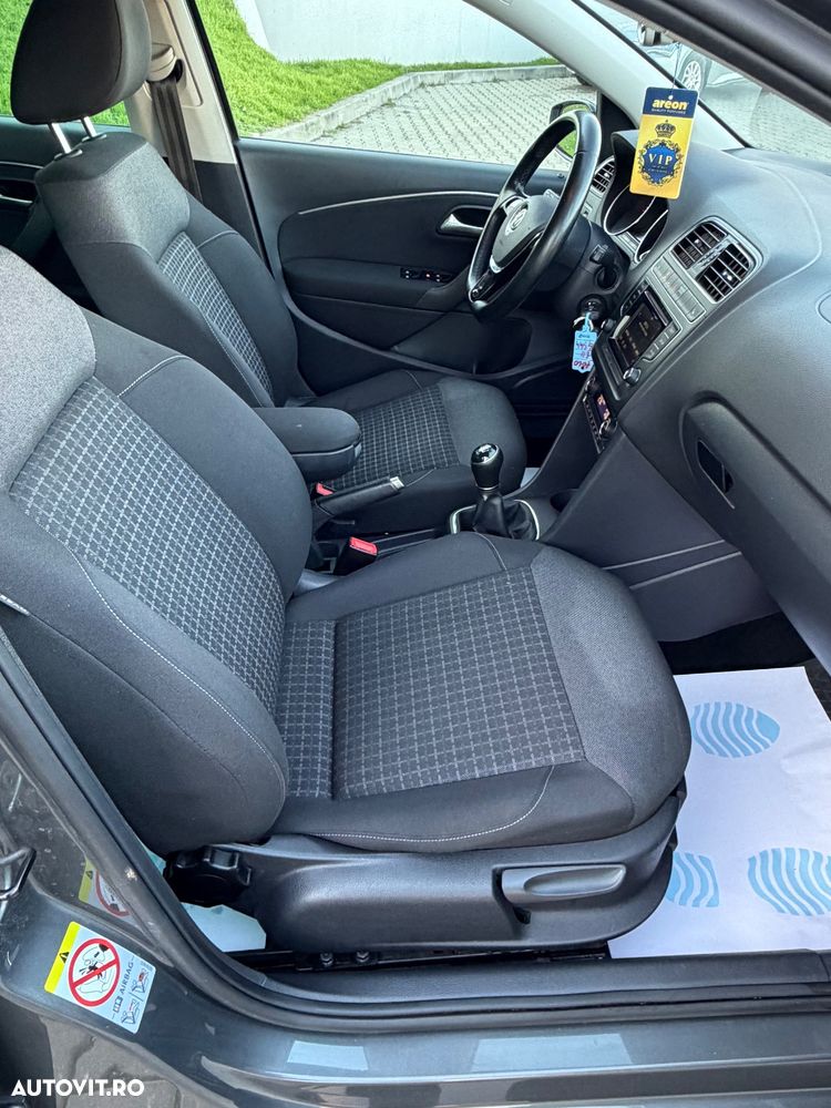 Volkswagen Polo 1.4 TDI (Blue Motion Technology) Comfortline - 10