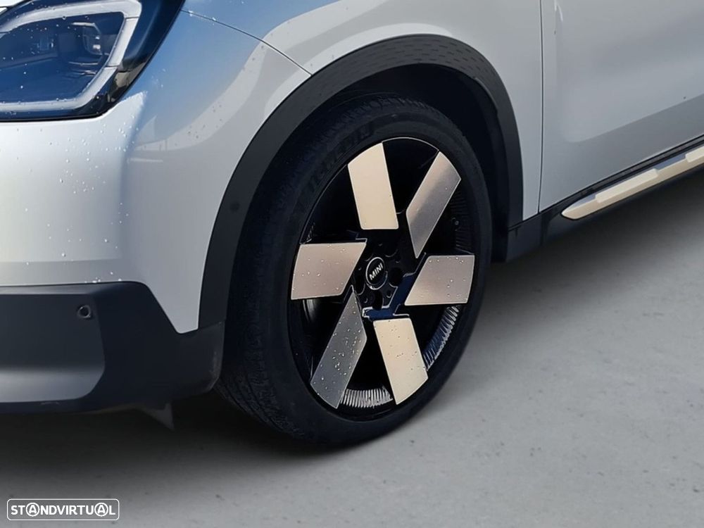 MINI Countryman E Classic L - 3