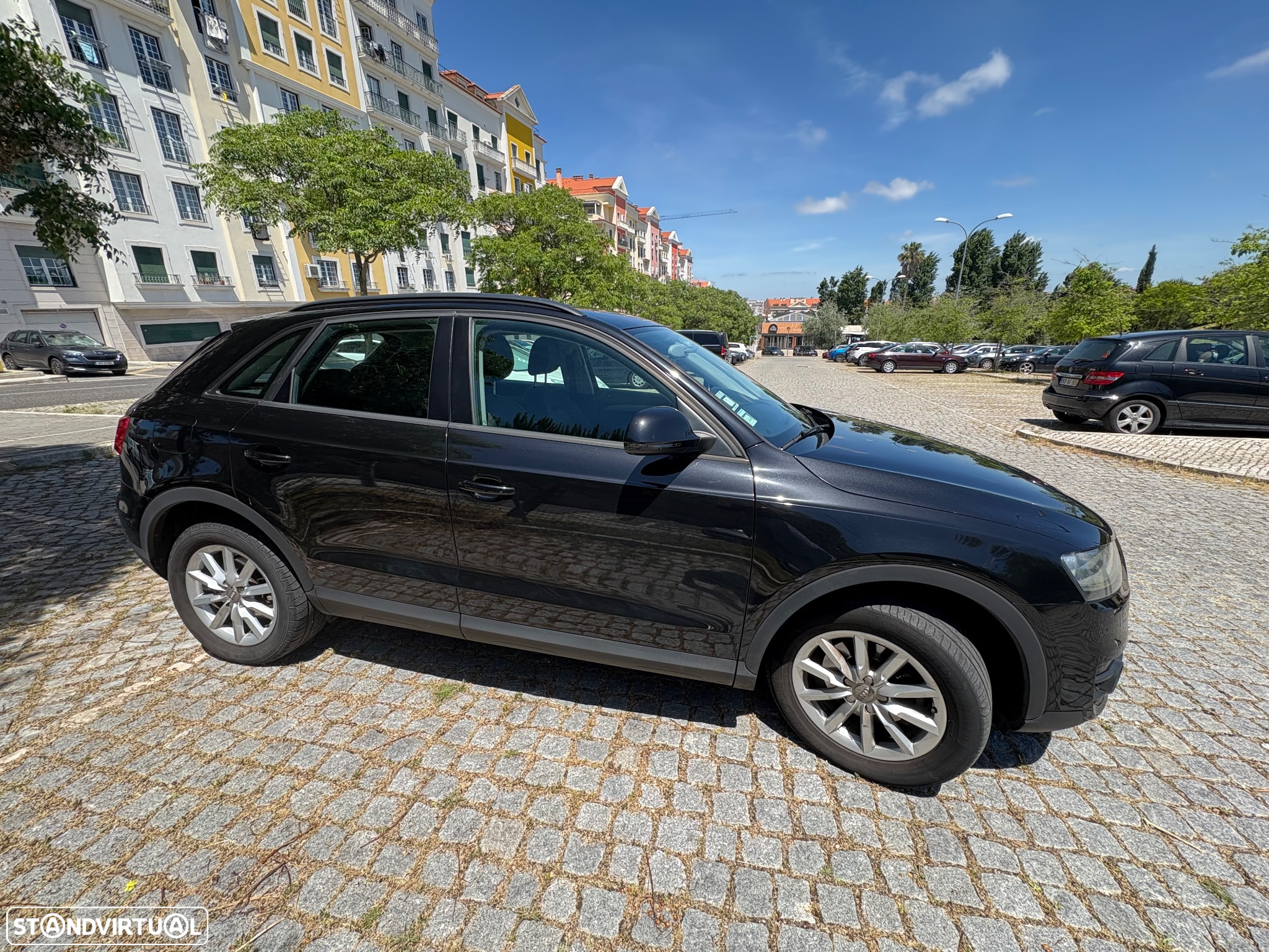 Audi Q3 2.0 TDI quattro Business Line S-tronic - 4