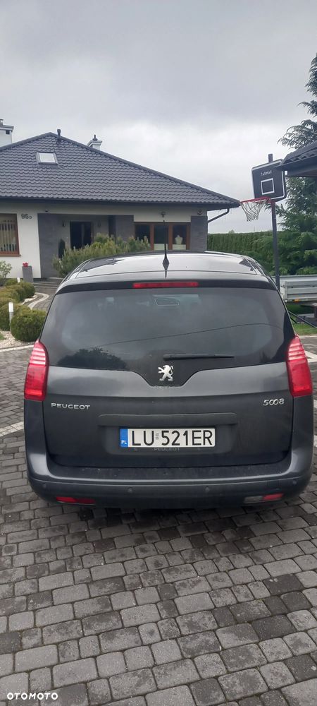 Peugeot 5008 1.6 THP Family 7os - 4