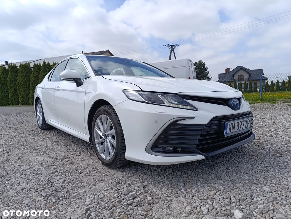Toyota Camry 2.5 Hybrid Comfort CVT - 6