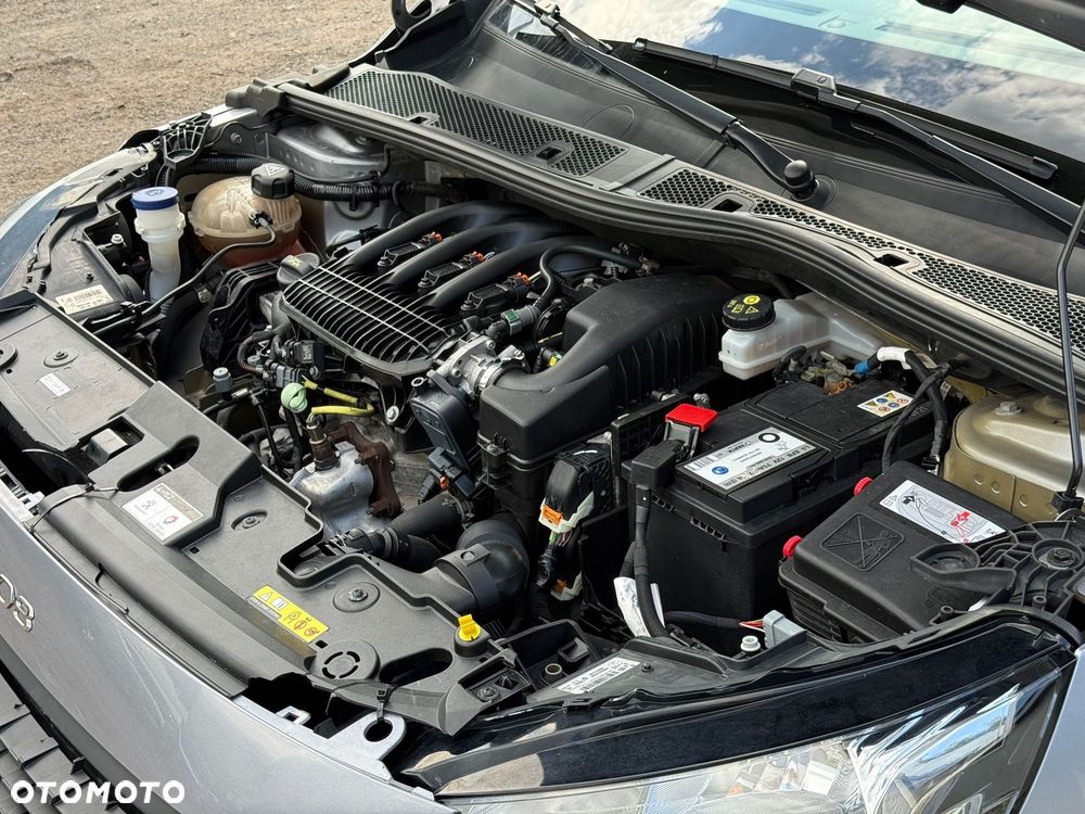 Peugeot 208 1.2 PureTech Like S&S - 4