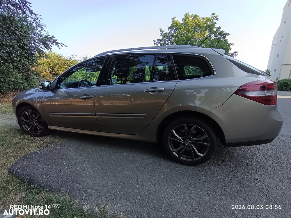 Renault Laguna - 1