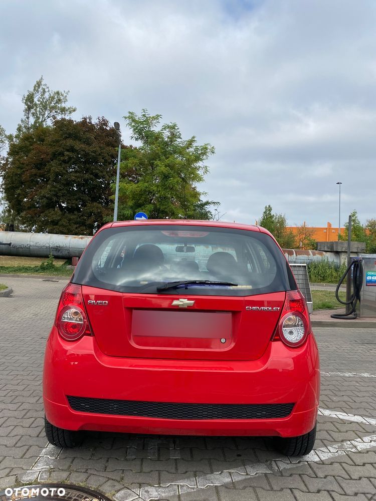 Chevrolet Aveo 1.2 16V Base - 5