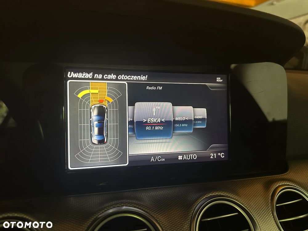 Mercedes-Benz Klasa E 220 d 9G-TRONIC - 32
