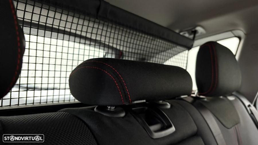 BMW 320 d xDrive Sport Line - 23