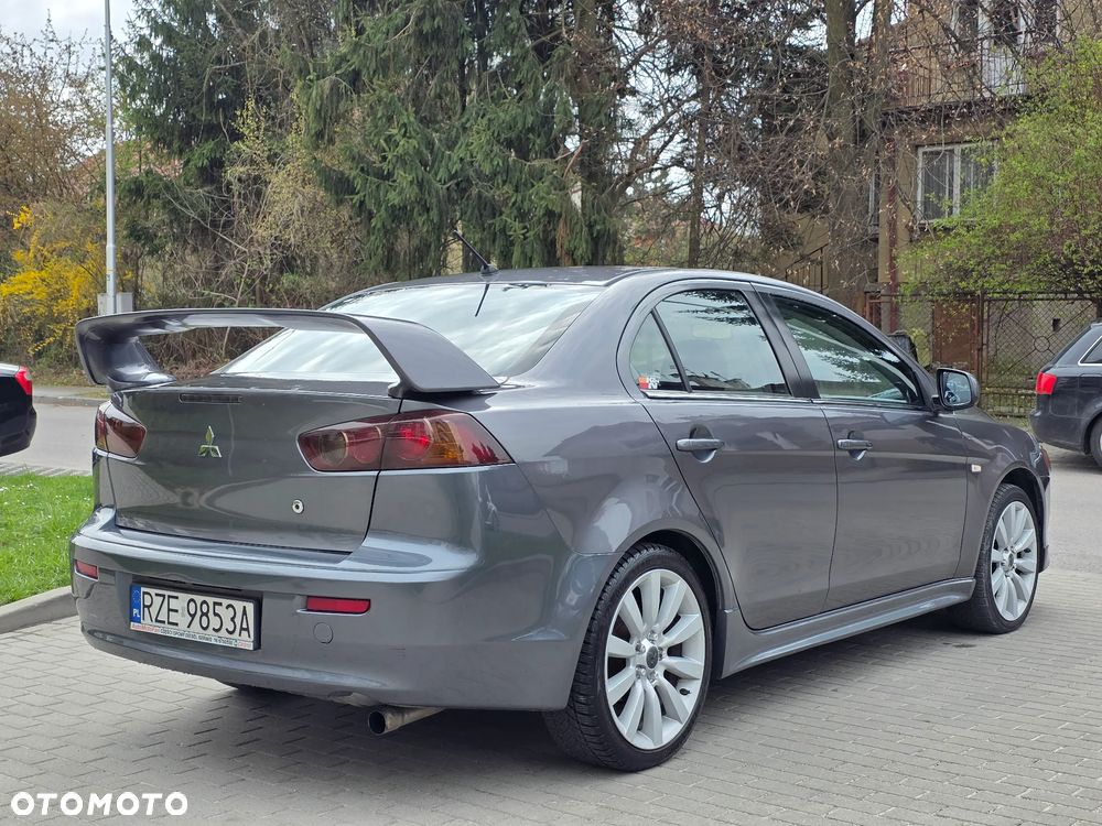 Mitsubishi Lancer 2.0 DID Instyle NAVI - 18