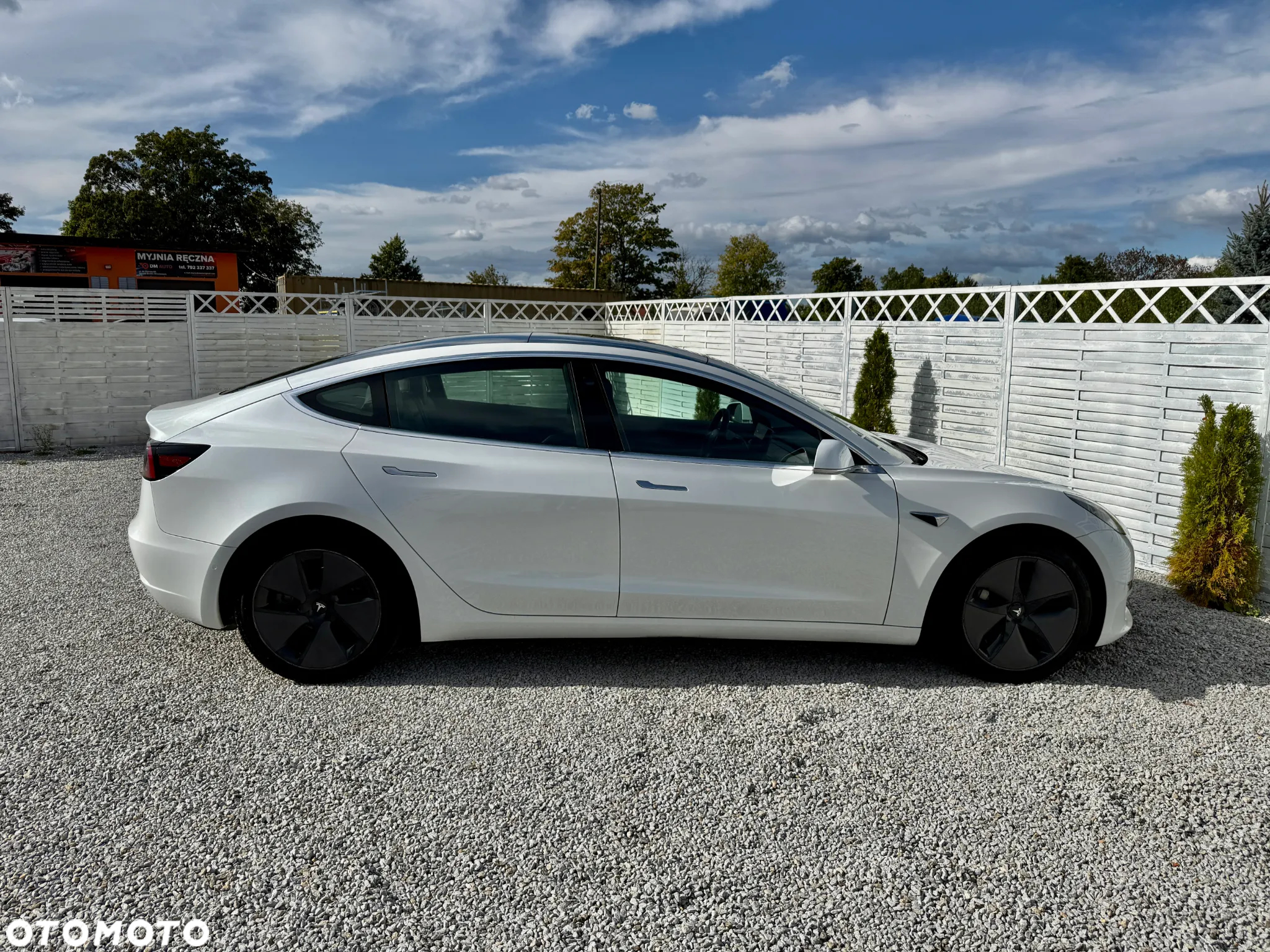 Tesla Model 3 Langstreckenbatterie Allradantrieb Dual Motor - 29