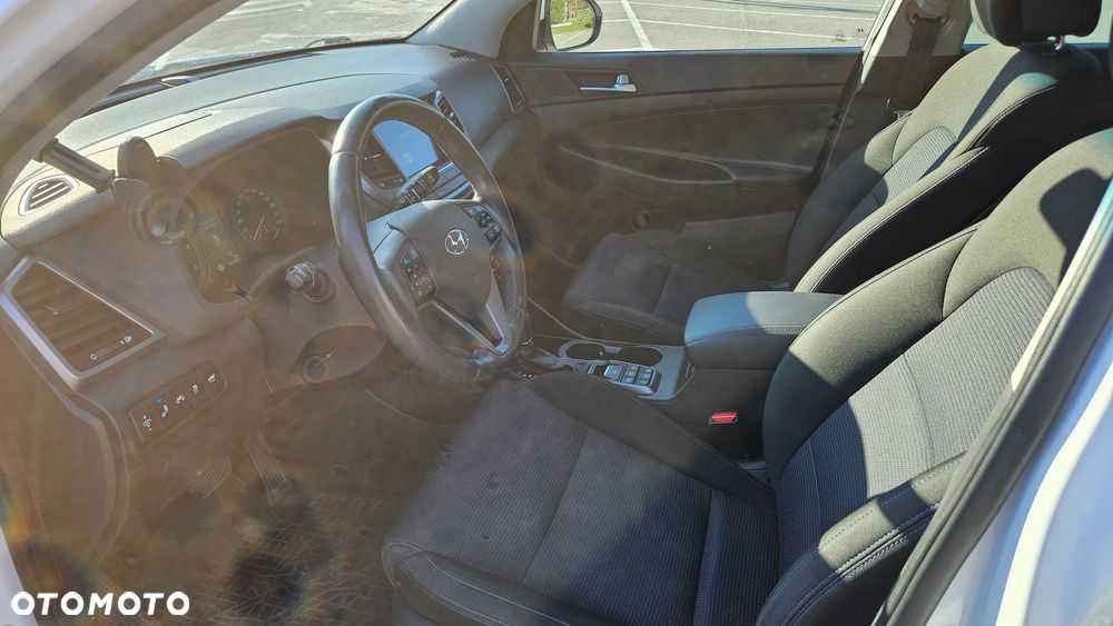 Hyundai Tucson 1.7 CRDI BlueDrive Premium 2WD DCT - 21