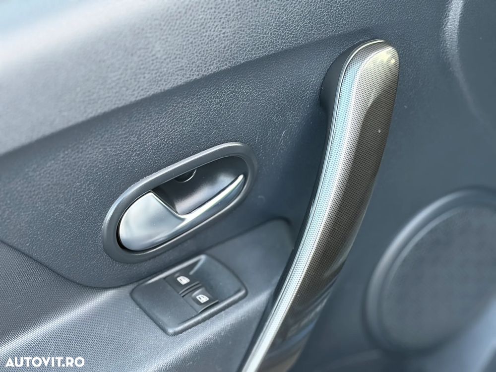 Dacia Sandero Stepway TCe 90 (S&S) Celebration - 12