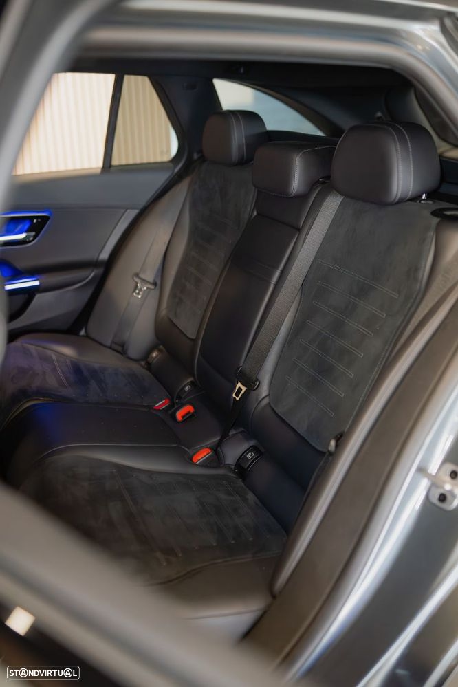 Mercedes-Benz C 300 e AMG Line - 30