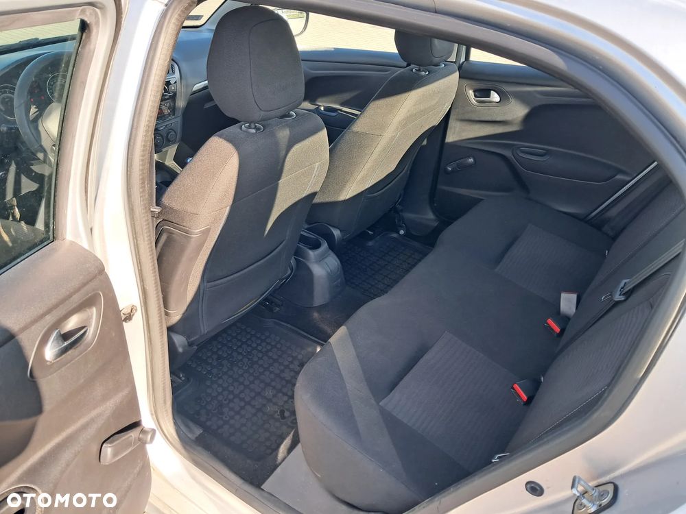 Peugeot 301 1.6 VTi Active - 19