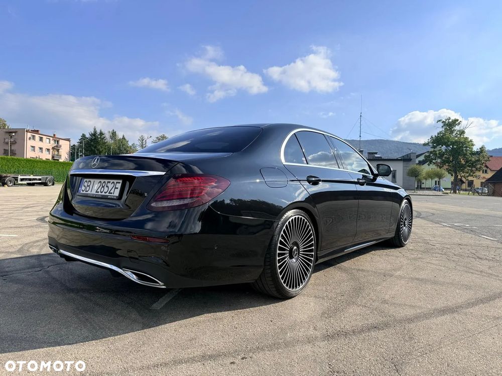 Mercedes-Benz Klasa E 220 d AMG - 3