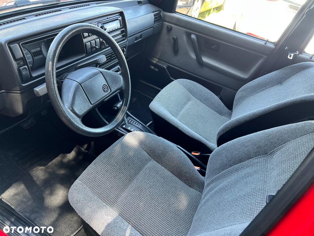 Volkswagen Golf - 19