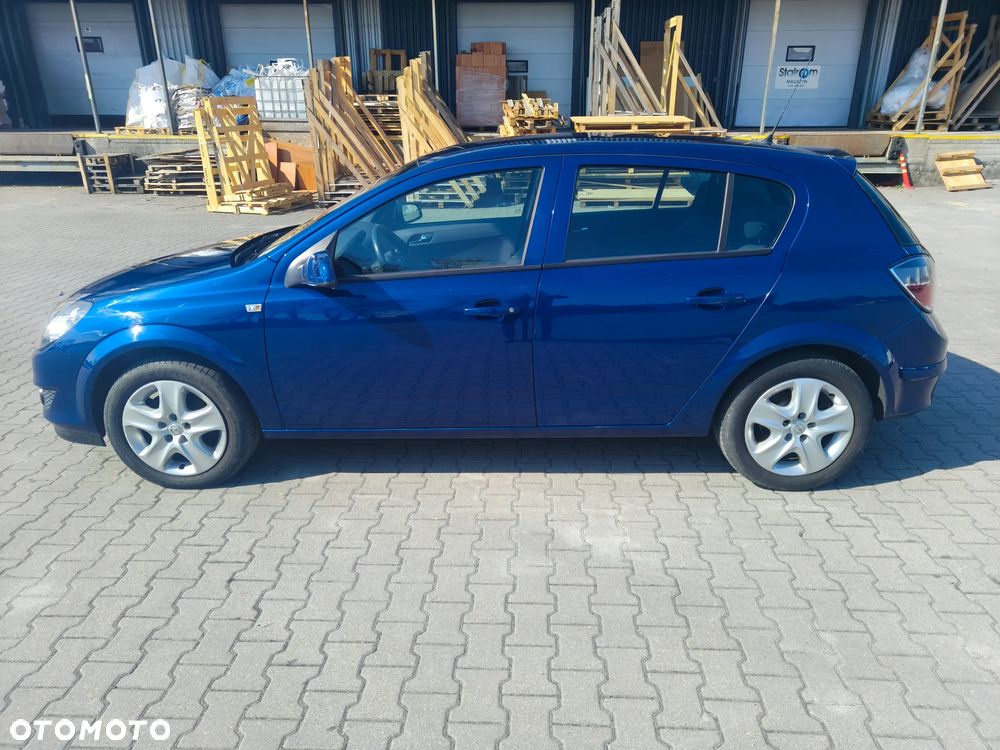 Opel Astra 1.7 CDTI - 9
