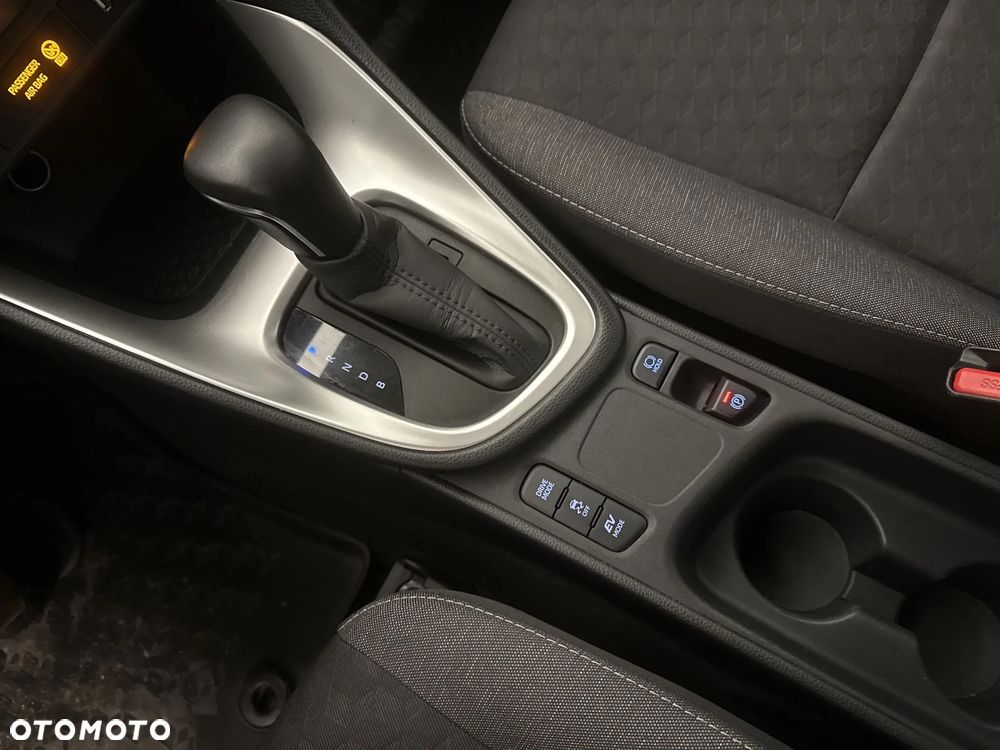 Toyota Yaris - 17